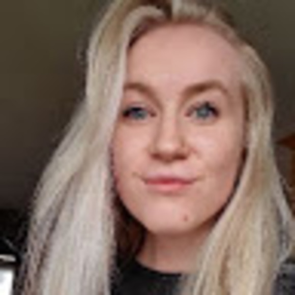 Meet your Posher, Janna - Picture 1 of 1